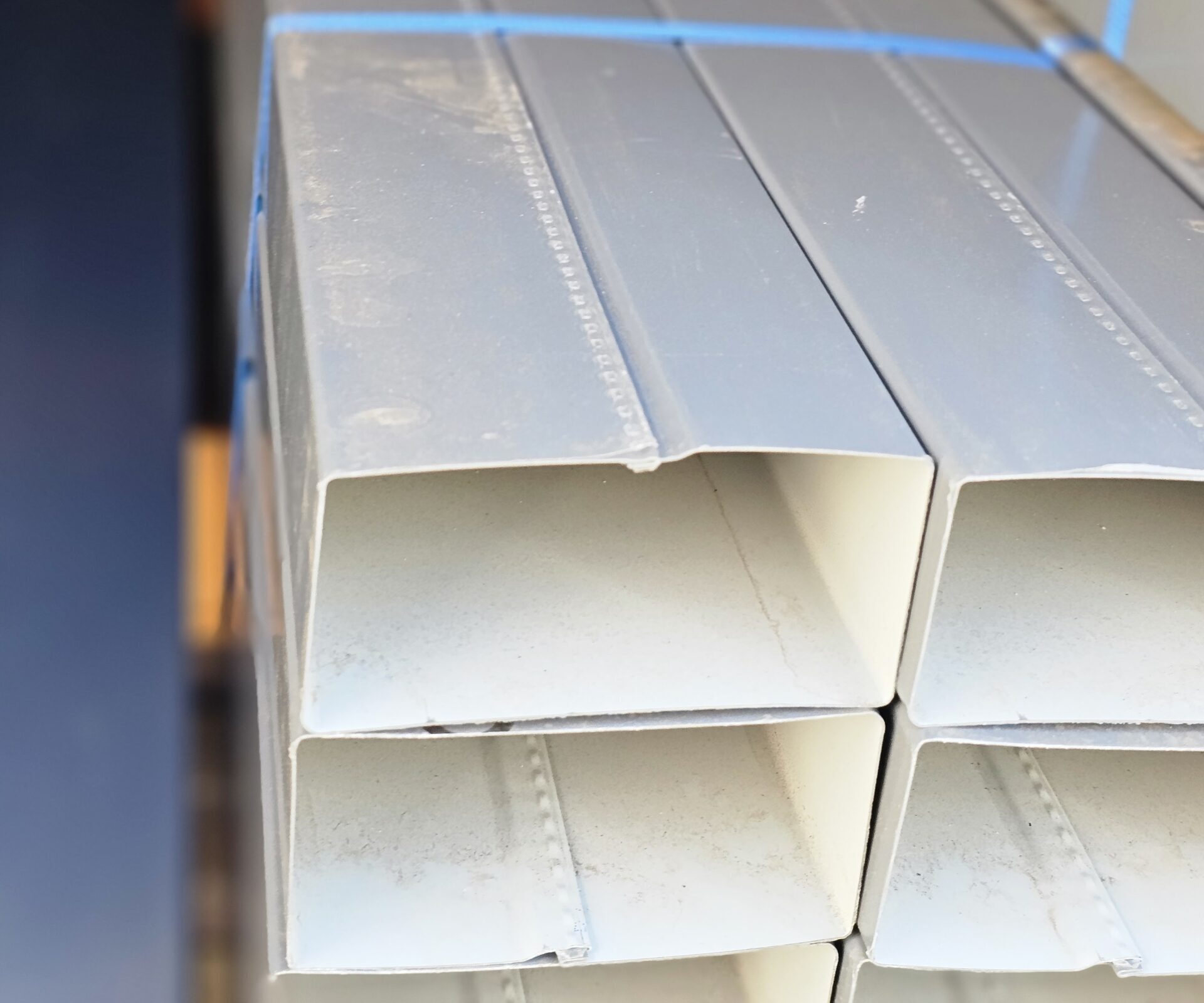 Downpipe - 100 x 75 Rectangular - Image 2